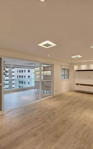 Apartamento à venda com 164m², 3 quartos e 3 vagas Apartamento à venda com 164m², 3 quartos e 3 vagasSala