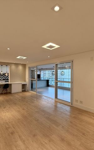 Apartamento à venda com 164m², 3 quartos e 3 vagas Apartamento à venda com 164m², 3 quartos e 3 vagasSala