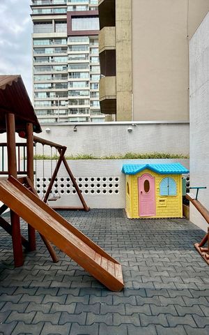 Apartamento à venda com 164m², 3 quartos e 3 vagas Apartamento à venda com 164m², 3 quartos e 3 vagasPlayground