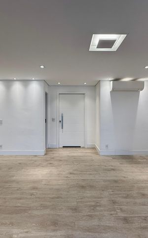 Apartamento à venda com 164m², 3 quartos e 3 vagas Apartamento à venda com 164m², 3 quartos e 3 vagasSala