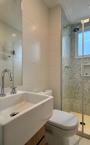 Apartamento à venda com 164m², 3 quartos e 3 vagas Apartamento à venda com 164m², 3 quartos e 3 vagasBanheiro Suíte 2
