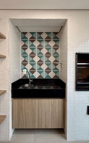Apartamento à venda com 164m², 3 quartos e 3 vagas Apartamento à venda com 164m², 3 quartos e 3 vagasVaranda