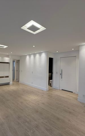 Apartamento à venda com 164m², 3 quartos e 3 vagas Apartamento à venda com 164m², 3 quartos e 3 vagasSala