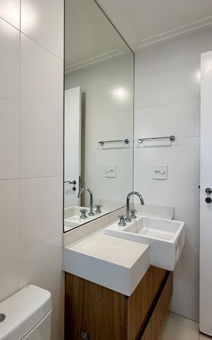 Apartamento à venda com 164m², 3 quartos e 3 vagas Apartamento à venda com 164m², 3 quartos e 3 vagasBanheiro Suíte 1