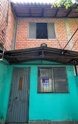 Casa para alugar com 70m², 2 quartos e 1 vaga Casa para alugar com 70m², 2 quartos e 1 vagaFachada