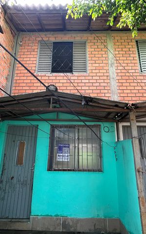 Casa para alugar com 70m², 2 quartos e 1 vaga Casa para alugar com 70m², 2 quartos e 1 vagaFachada