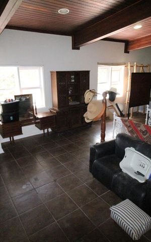Casa para alugar com 630m², 4 quartos e 5 vagasSala 4