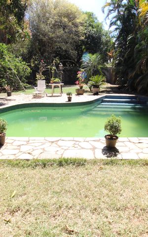 Casa para alugar com 630m², 4 quartos e 5 vagasÁrea Externa