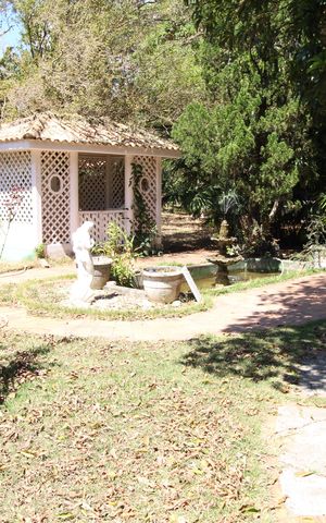 Casa para alugar com 630m², 4 quartos e 5 vagasÁrea Externa