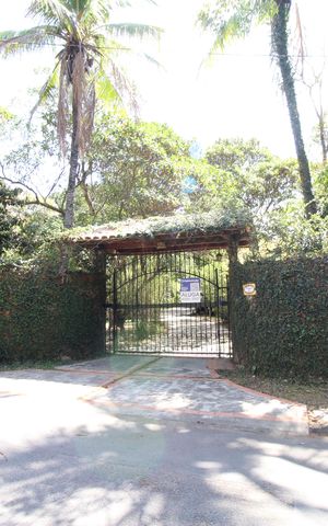 Casa para alugar com 630m², 4 quartos e 5 vagasÁrea Externa