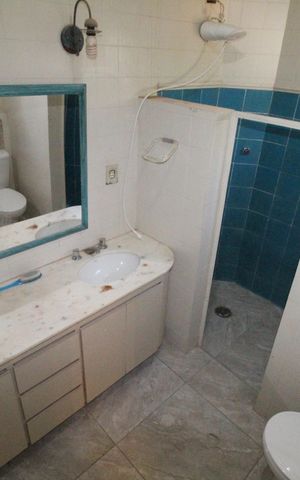 Casa para alugar com 630m², 4 quartos e 5 vagasBanheiro da Suíte 2