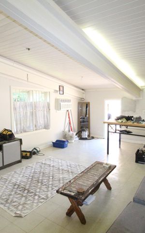 Casa para alugar com 630m², 4 quartos e 5 vagasSala 5