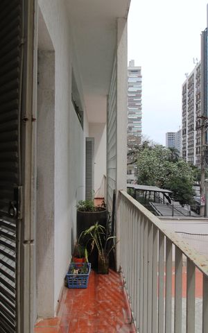 Apartamento para alugar com 90m², 3 quartos e 1 vagaVaranda