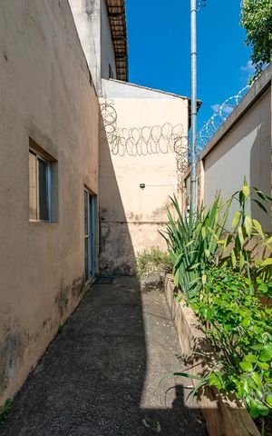 Casa à venda com 170m², 4 quartos e 2 vagas Casa à venda com 170m², 4 quartos e 2 vagasÁrea externa do Quarto