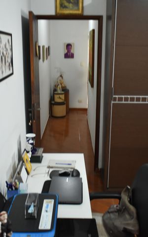 Casa à venda com 299m², 4 quartos e 1 vagaQuarto 1