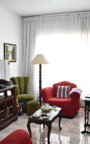 Casa à venda com 299m², 4 quartos e 1 vagaSala