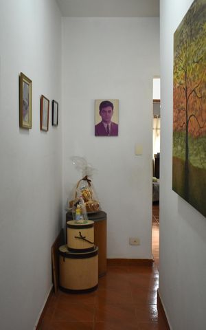 Casa à venda com 299m², 4 quartos e 1 vagaCorredor