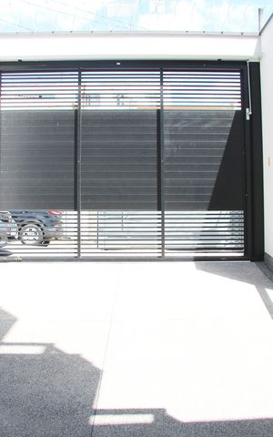 Casa à venda com 169m², 3 quartos e 7 vagasGaragem