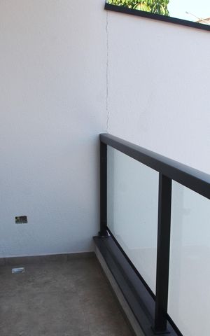 Casa à venda com 169m², 3 quartos e 7 vagasVaranda da Sala