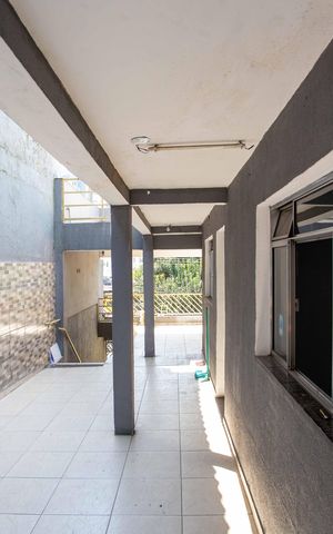 Casa à venda com 186m², 4 quartos e 2 vagasÁrea de Serviço