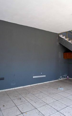 Casa à venda com 186m², 4 quartos e 2 vagasGaragem