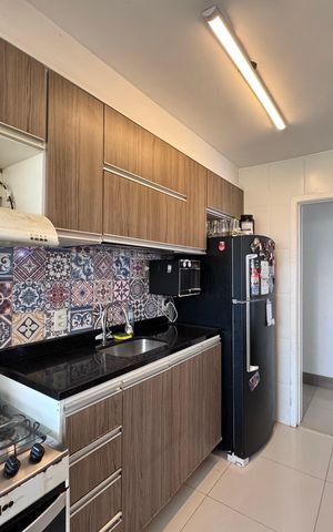 Apartamento à venda com 80m², 3 quartos e 2 vagas Apartamento à venda com 80m², 3 quartos e 2 vagasCozinha e Área de Serviço