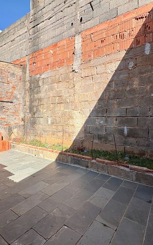 Casa à venda com 118m², 2 quartos e 1 vaga Casa à venda com 118m², 2 quartos e 1 vagaQuintal