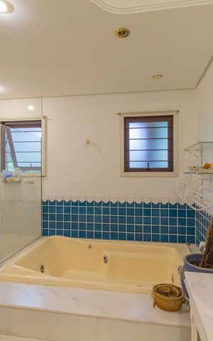 Casa à venda com 550m², 6 quartos e 2 vagas Casa à venda com 550m², 6 quartos e 2 vagasBanheiro da Suíte 3