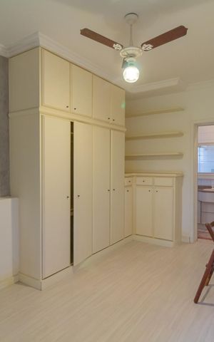Casa à venda com 550m², 6 quartos e 2 vagas Casa à venda com 550m², 6 quartos e 2 vagasSuíte 2