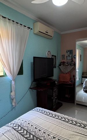 Casa à venda com 293m², 5 quartos e 4 vagas Casa à venda com 293m², 5 quartos e 4 vagasQuarto 1