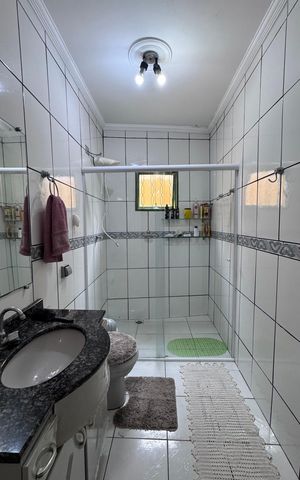 Casa à venda com 293m², 5 quartos e 4 vagas Casa à venda com 293m², 5 quartos e 4 vagasBanheiro