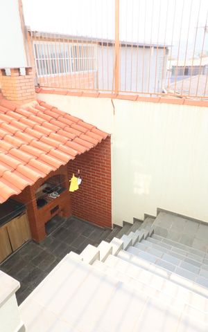 Casa à venda com 125m², 3 quartos e 2 vagasÁrea de Serviço