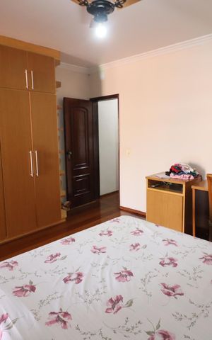Casa à venda com 125m², 3 quartos e 2 vagasSuíte 