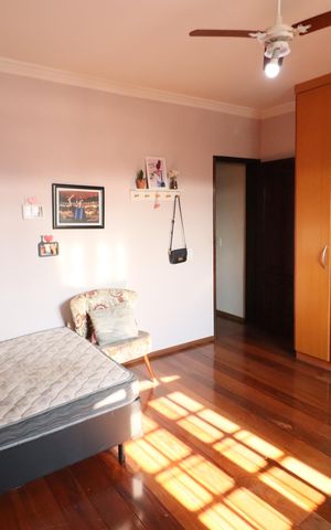 Casa à venda com 125m², 3 quartos e 2 vagasQuarto 1