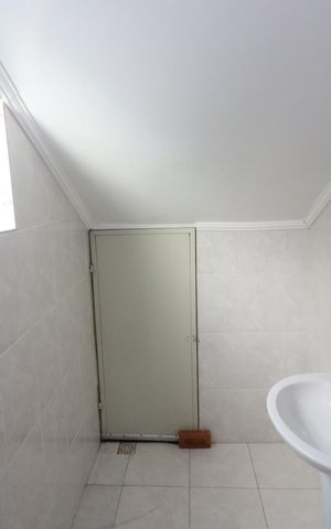 Casa à venda com 125m², 3 quartos e 2 vagasBanheiro de Serviço