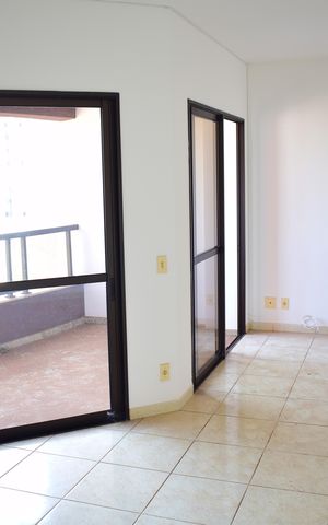 Apartamento para alugar com 174m², 4 quartos e 2 vagasSala