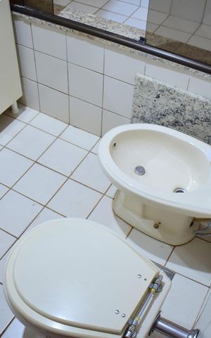 Apartamento para alugar com 174m², 4 quartos e 2 vagasBanheiro da Suíte 1