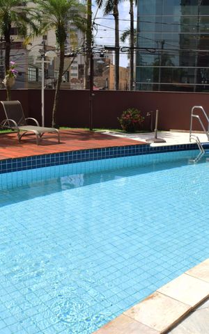 Apartamento para alugar com 174m², 4 quartos e 2 vagasÁrea comum - Piscina
