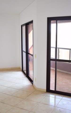 Apartamento para alugar com 174m², 4 quartos e 2 vagasSala