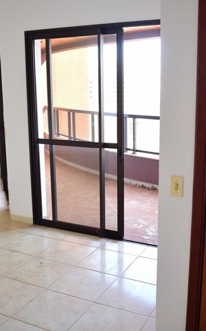 Apartamento para alugar com 174m², 4 quartos e 2 vagasSala
