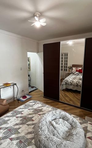 Casa à venda com 150m², 3 quartos e 2 vagas Casa à venda com 150m², 3 quartos e 2 vagasQuarto 1