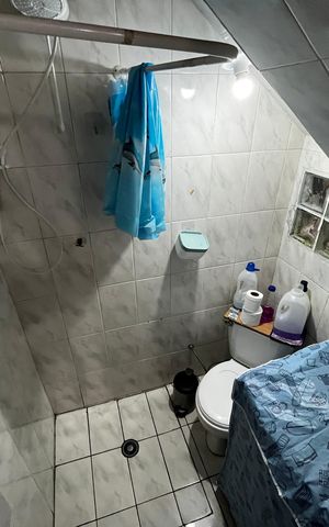 Casa à venda com 150m², 3 quartos e 2 vagas Casa à venda com 150m², 3 quartos e 2 vagas Banheiro da Edícula