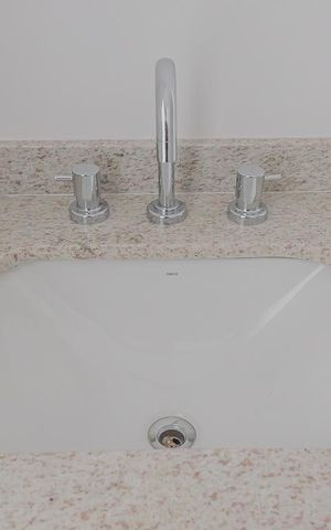 Apartamento à venda com 157m², 3 quartos e 2 vagasBanheiro da Suíte 1