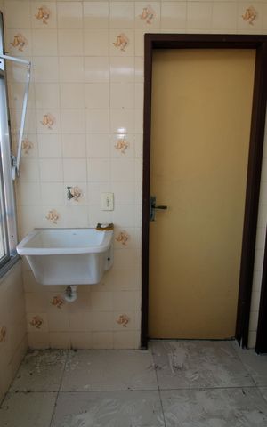 Apartamento à venda com 84m², 2 quartos e 1 vagaÁrea de Serviço