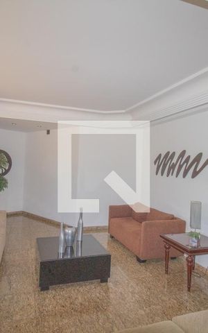 Apartamento para alugar com 257m², 4 quartos e 4 vagas Apartamento para alugar com 257m², 4 quartos e 4 vagasHall social