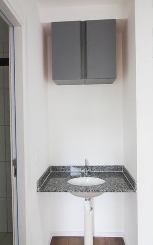 Apartamento à venda com 35m², 2 quartos e sem vaga Apartamento à venda com 35m², 2 quartos e sem vagaBanheiro Social