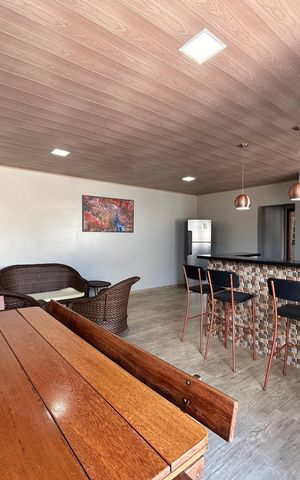 Casa à venda com 176m², 3 quartos e 4 vagas Casa à venda com 176m², 3 quartos e 4 vagasÁrea comum