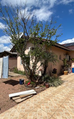 Casa à venda com 176m², 3 quartos e 4 vagas Casa à venda com 176m², 3 quartos e 4 vagasÁrea comum