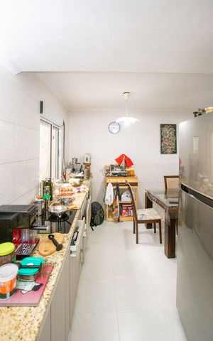 Casa à venda com 363m², 3 quartos e 3 vagasCozinha