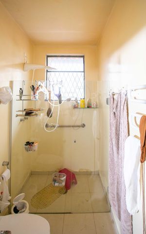 Casa à venda com 363m², 3 quartos e 3 vagasBanheiro da Suíte 3